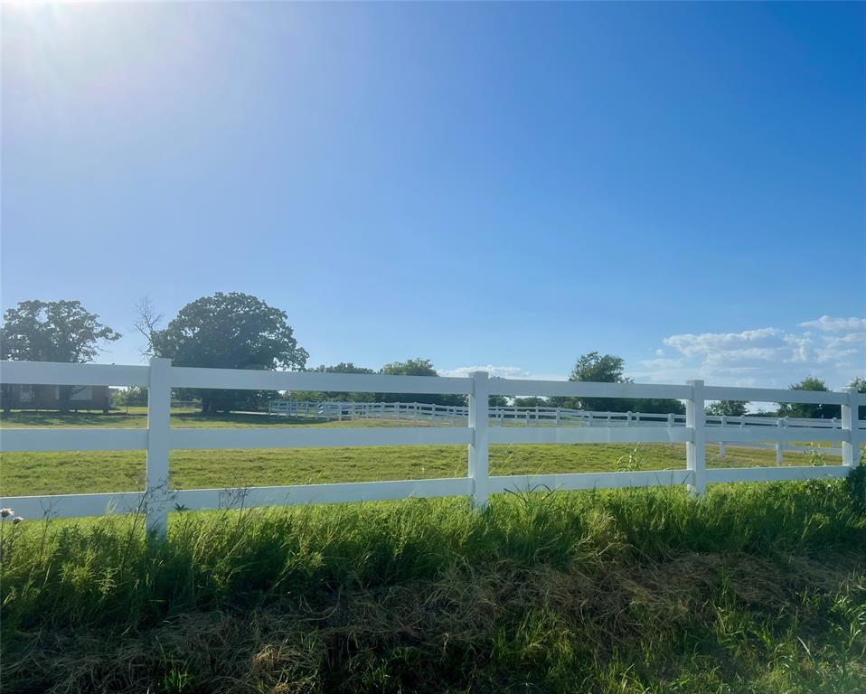 E Heisenhelter Surv Abs #557 - Residential