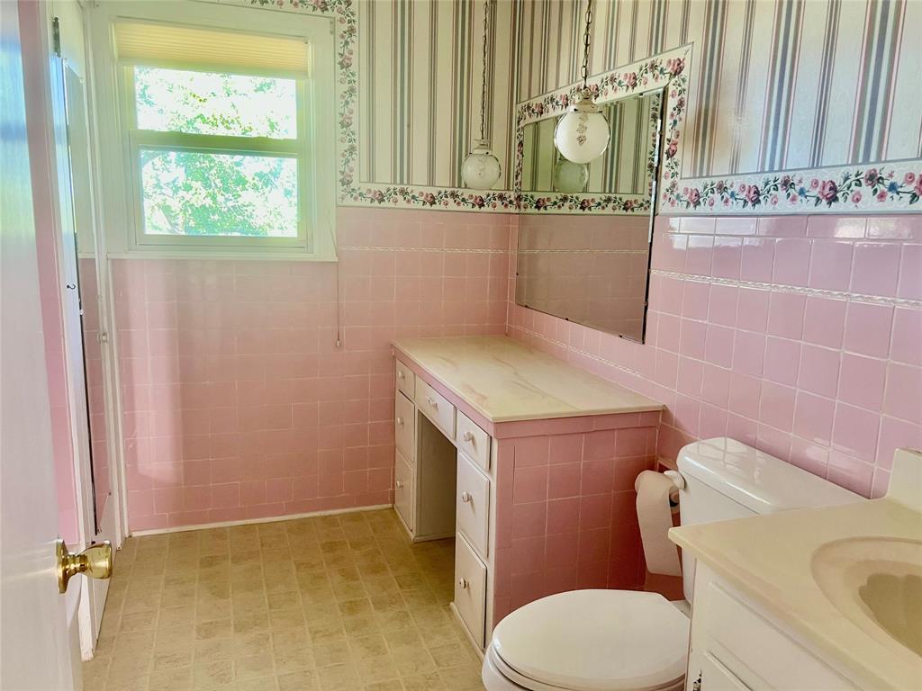 E Heisenhelter Surv Abs #557 - Residential