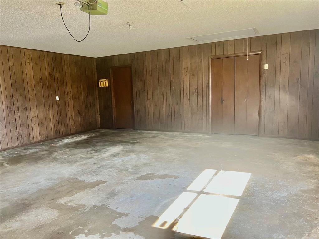 E Heisenhelter Surv Abs #557 - Residential