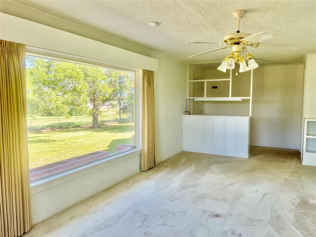 E Heisenhelter Surv Abs #557 - Residential