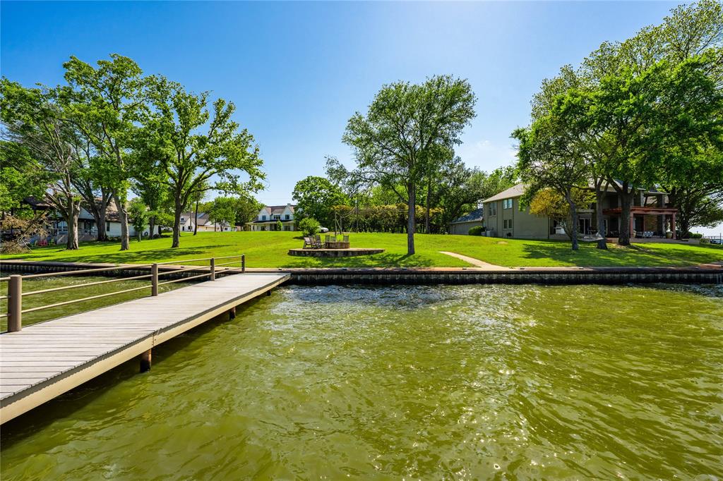 658 Enchanted Isles Drive