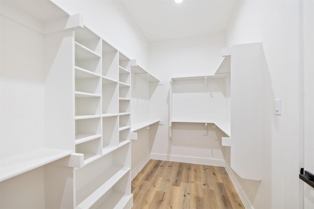 Joe A 02 Irvin - Residential