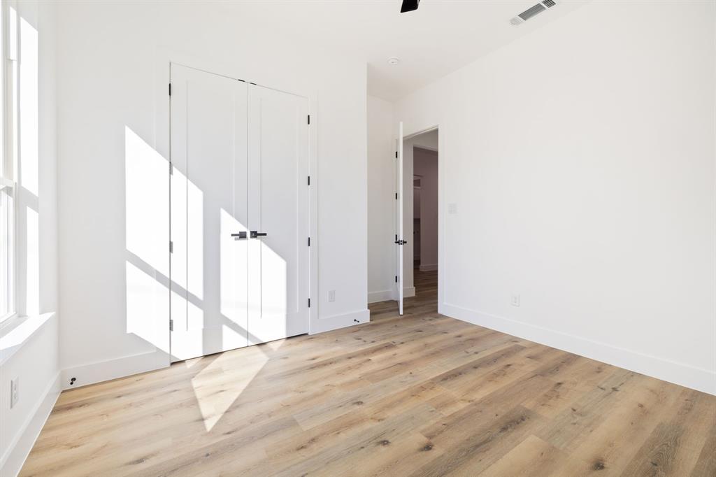 Joe A 02 Irvin - Residential