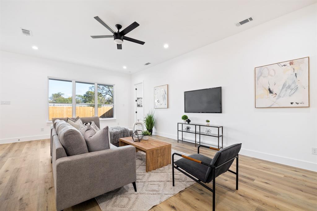 Joe A 02 Irvin - Residential