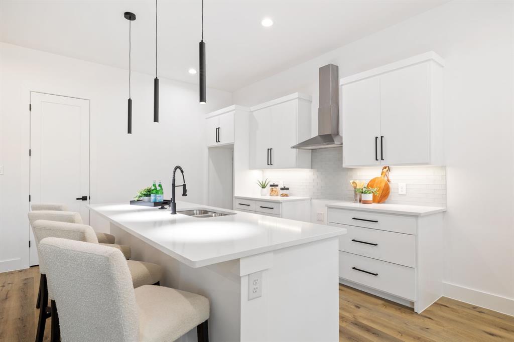 Joe A 02 Irvin - Residential