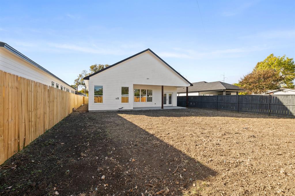 Joe A 02 Irvin - Residential