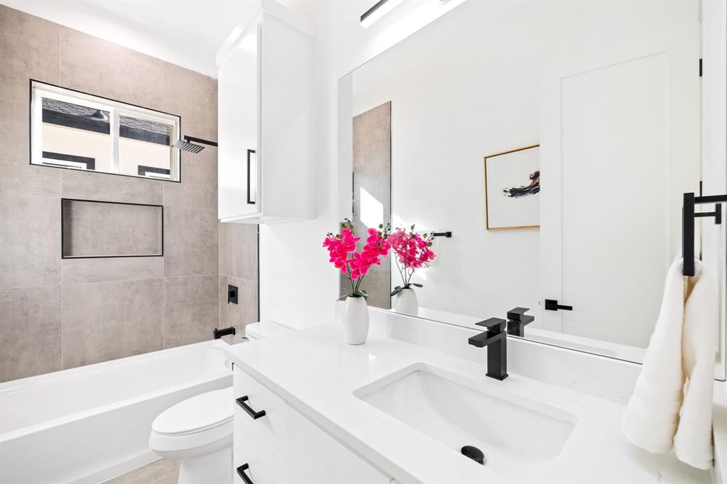 Joe A 02 Irvin - Residential