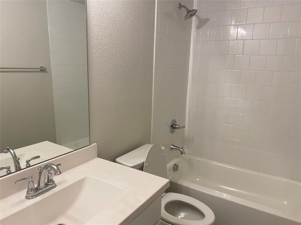 M3 Ranch Ph 1a & 1b - Residential Lease