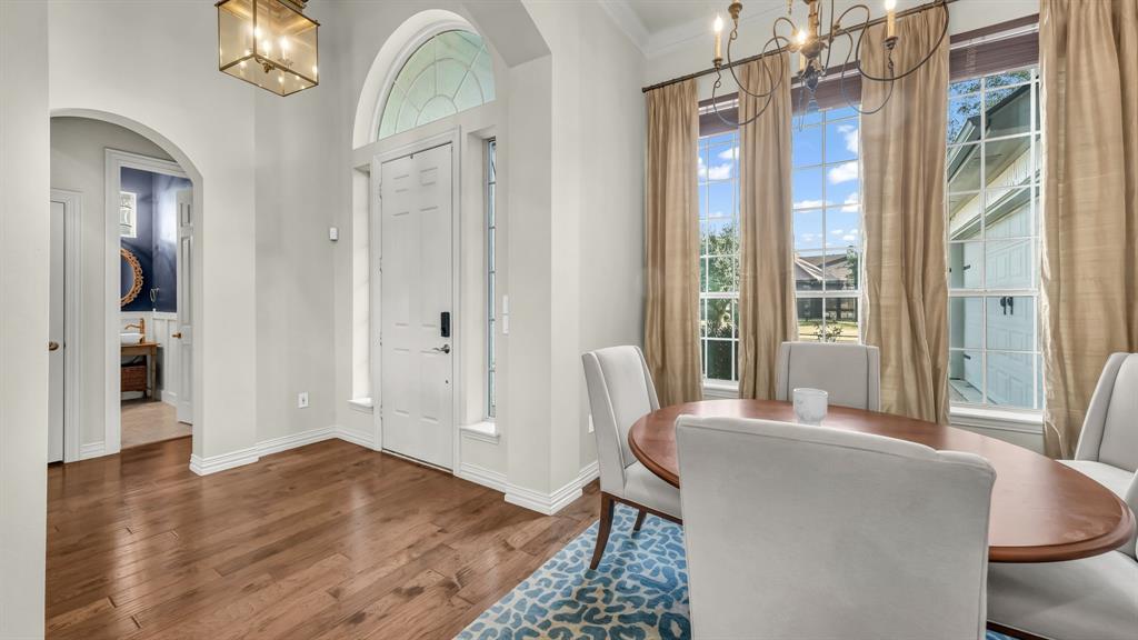 1318 Amsterdam Court