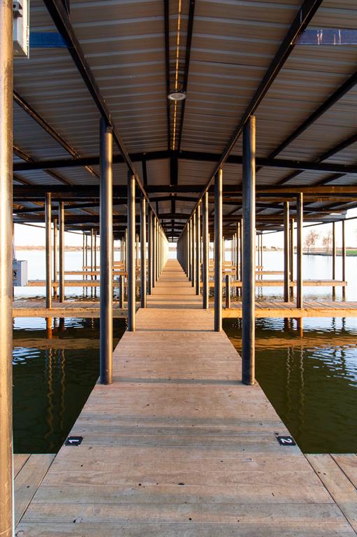 Waterfront Club - Land