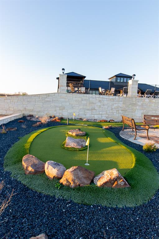 Waterfront Club - Land