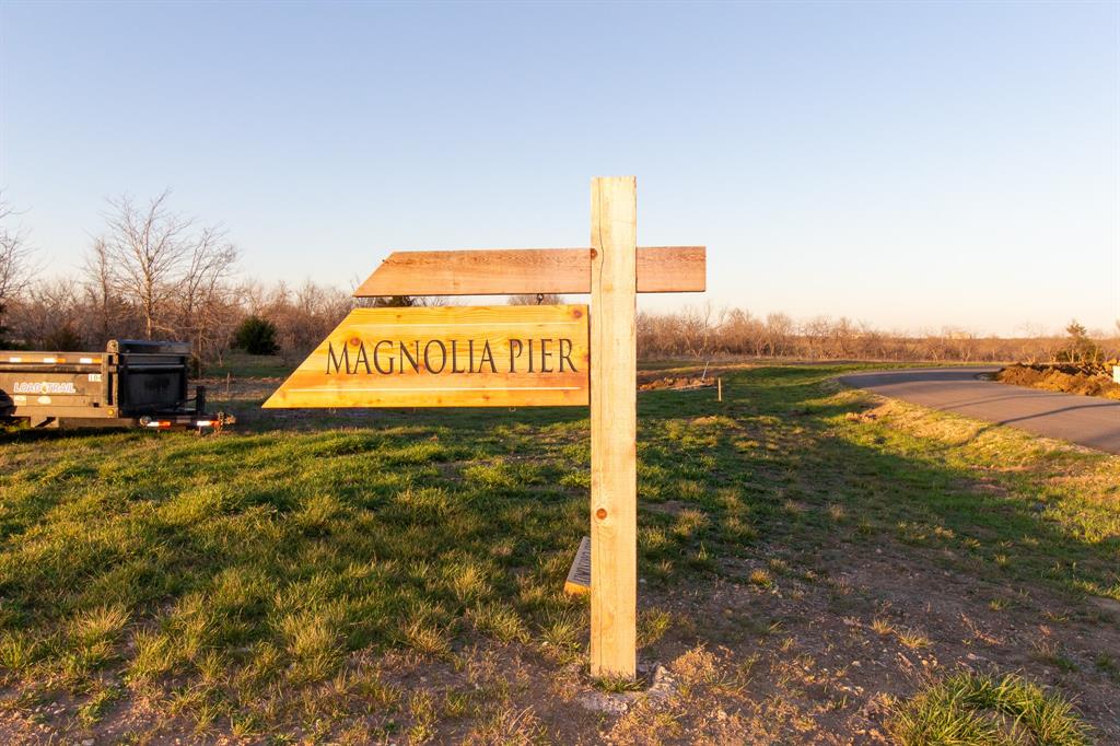 Waterfront Club - Land