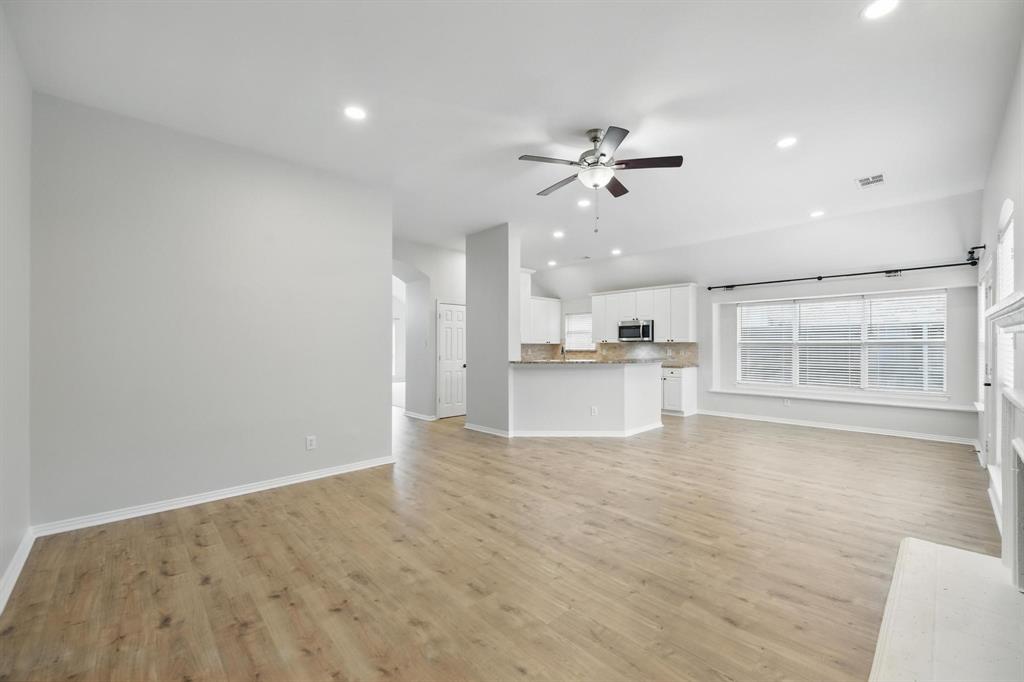 Flower Mound, Texas 75022, United States, 3 Bedrooms Bedrooms, ,2 BathroomsBathrooms,Residential,Pending,121546