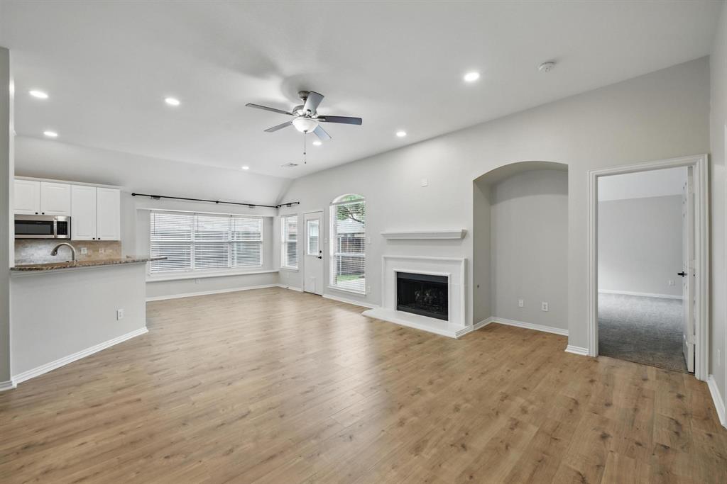 Flower Mound, Texas 75022, United States, 3 Bedrooms Bedrooms, ,2 BathroomsBathrooms,Residential,Pending,121546