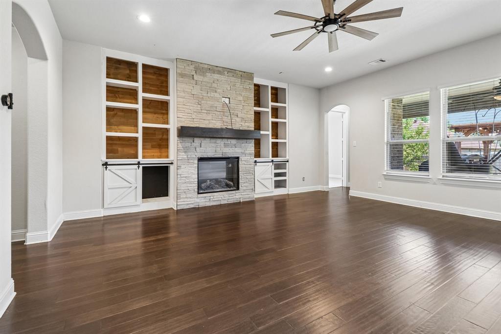 609 Richard Street