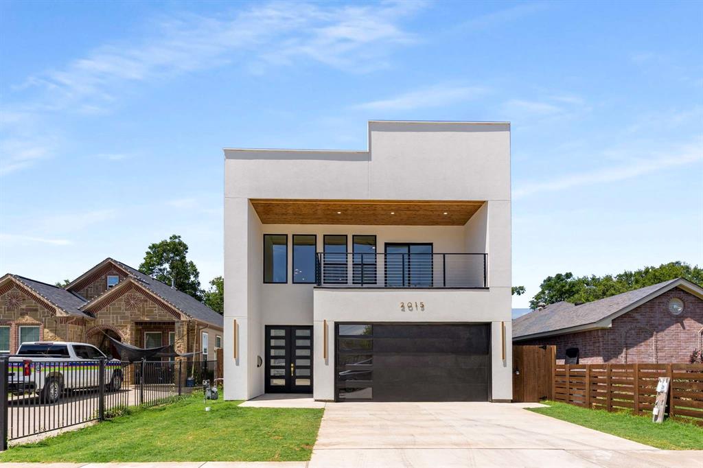 2015 Angelina Drive