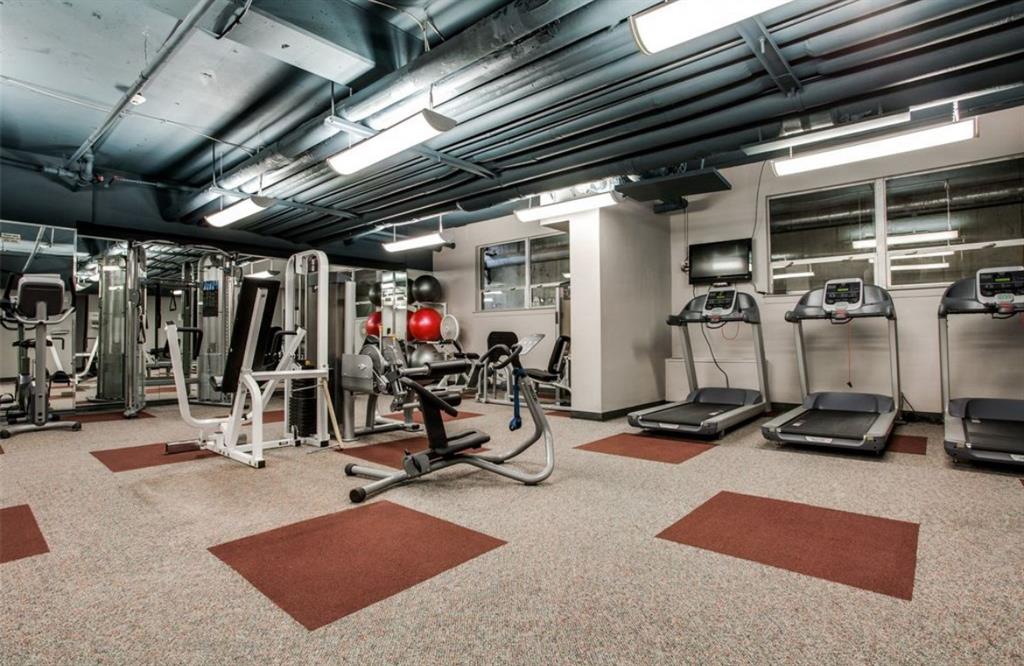 Twenty- One Turtle Creek - Residential