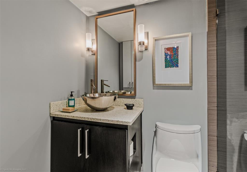 Twenty- One Turtle Creek - Residential