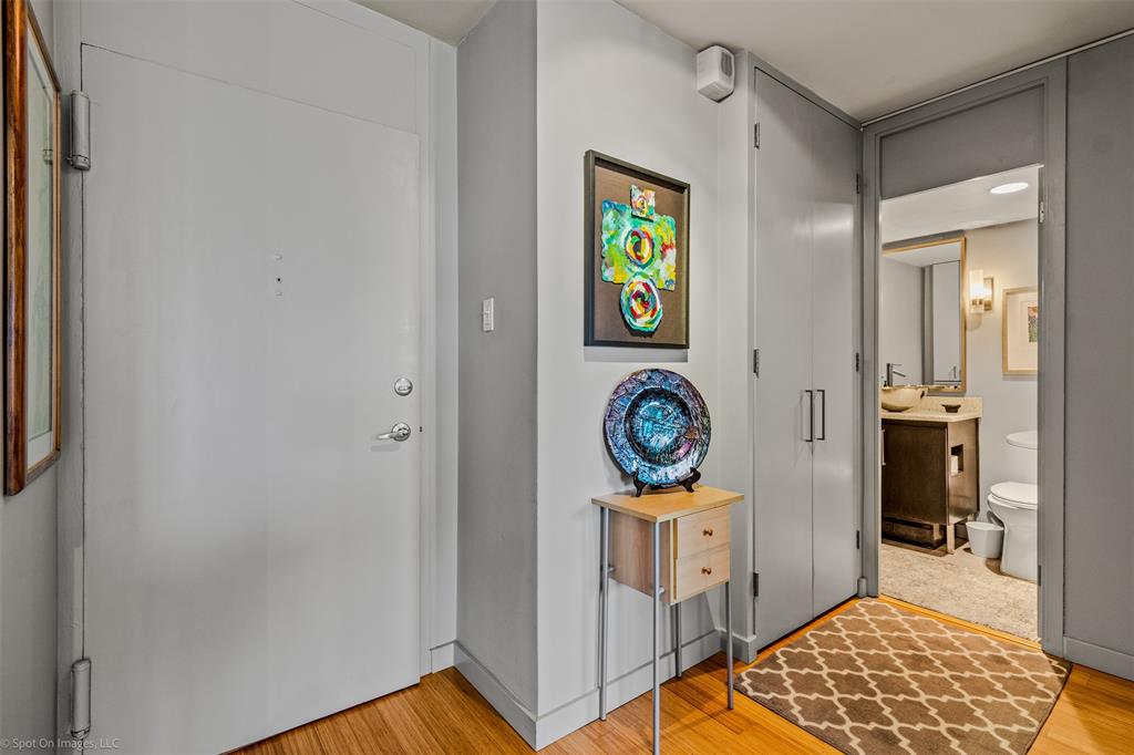 Twenty- One Turtle Creek - Residential