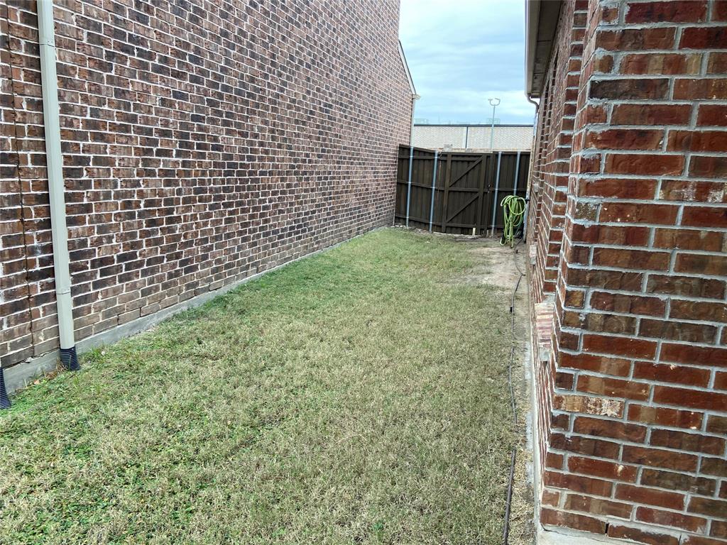 Oakmont At Frisco - Residential