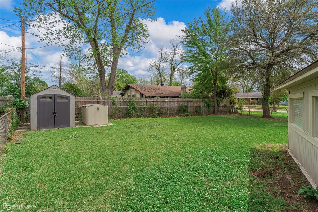 Shady Grove - Residential