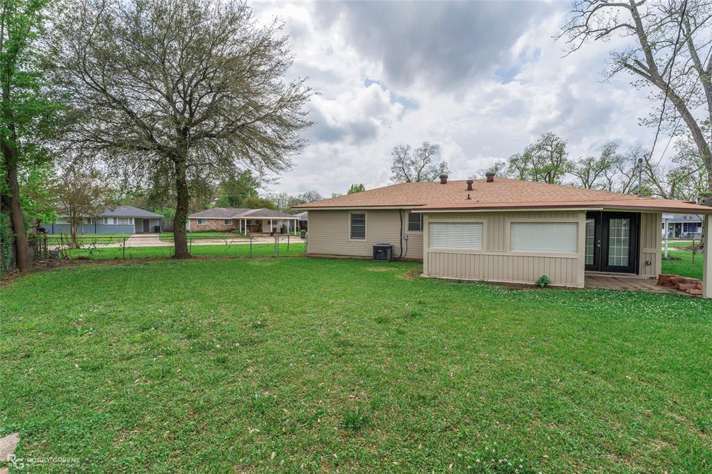 Shady Grove - Residential