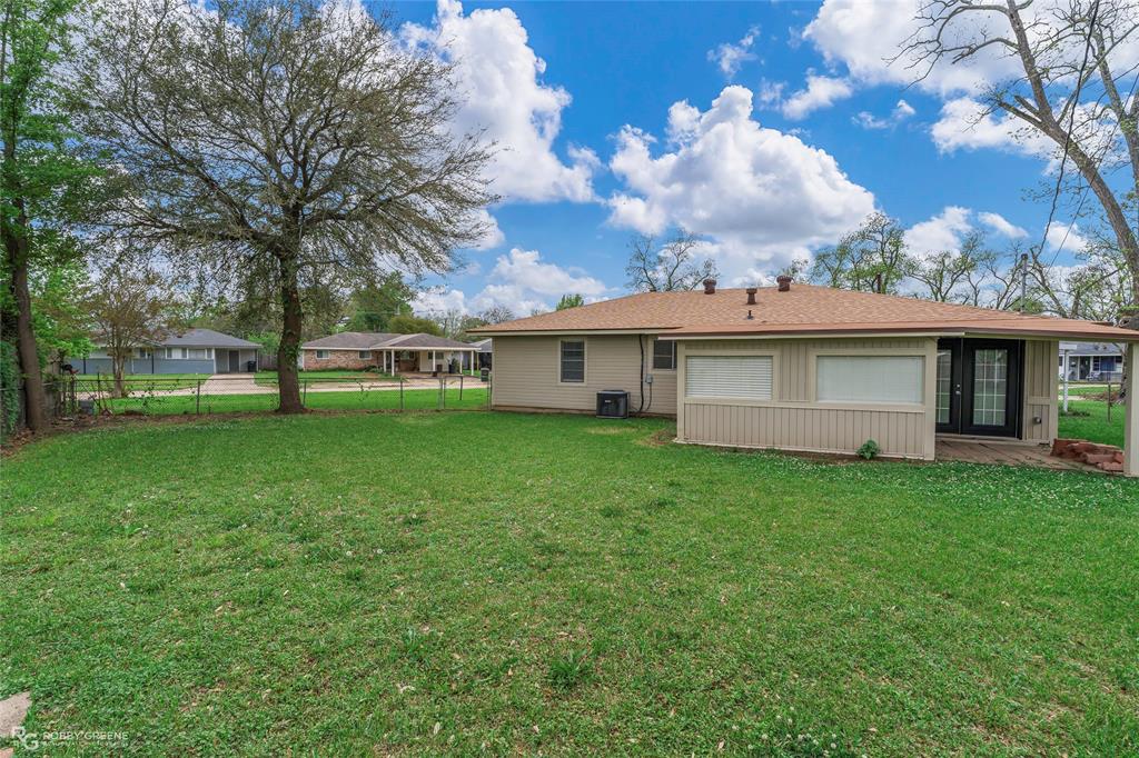 Shady Grove - Residential