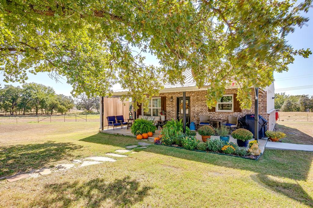 229 Oak Tree Court
