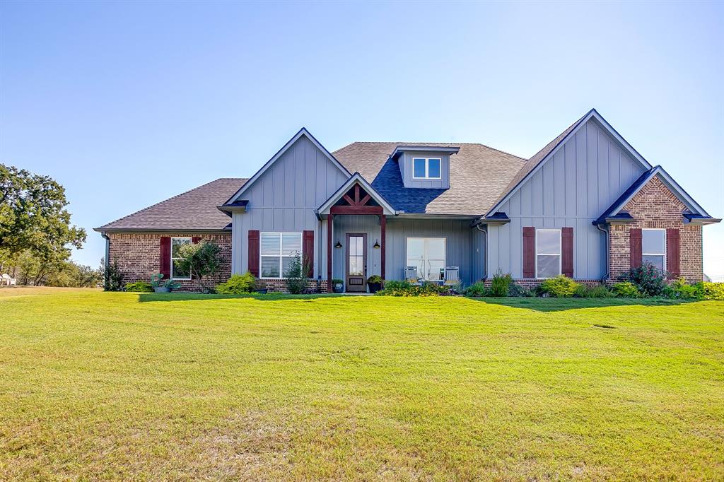 229 Oak Tree Court