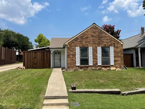 A home in Lewisville