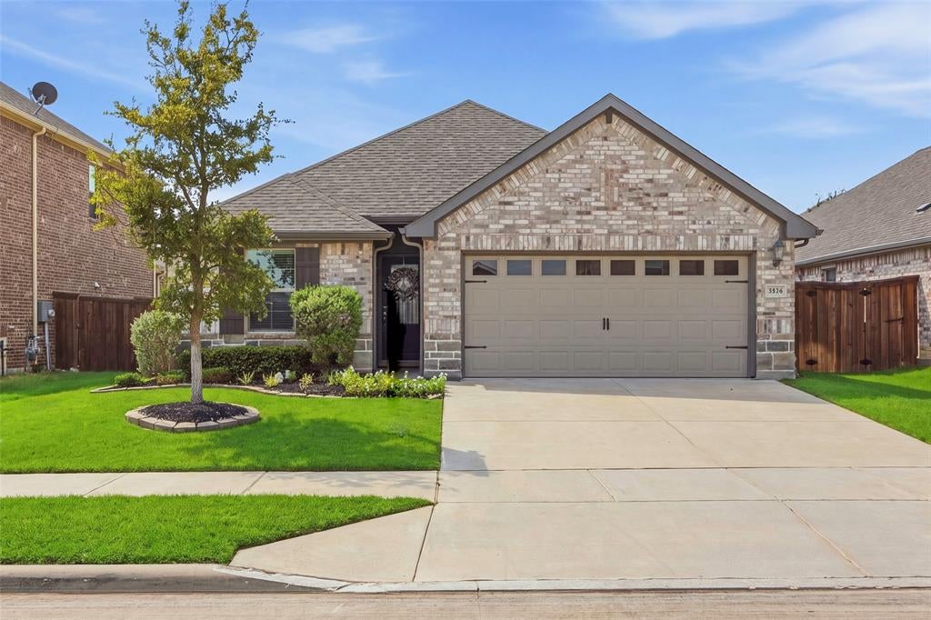 5556 Cypress Willow Bend