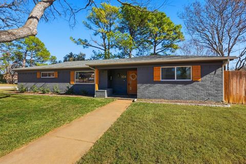 904 Scott Drive Hurst TX 76053