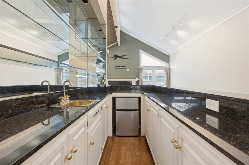 5821 Ridgerock Court