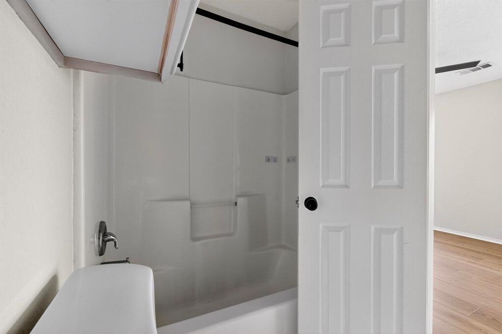 Highland Meadows #2 Crw - Residential Lease