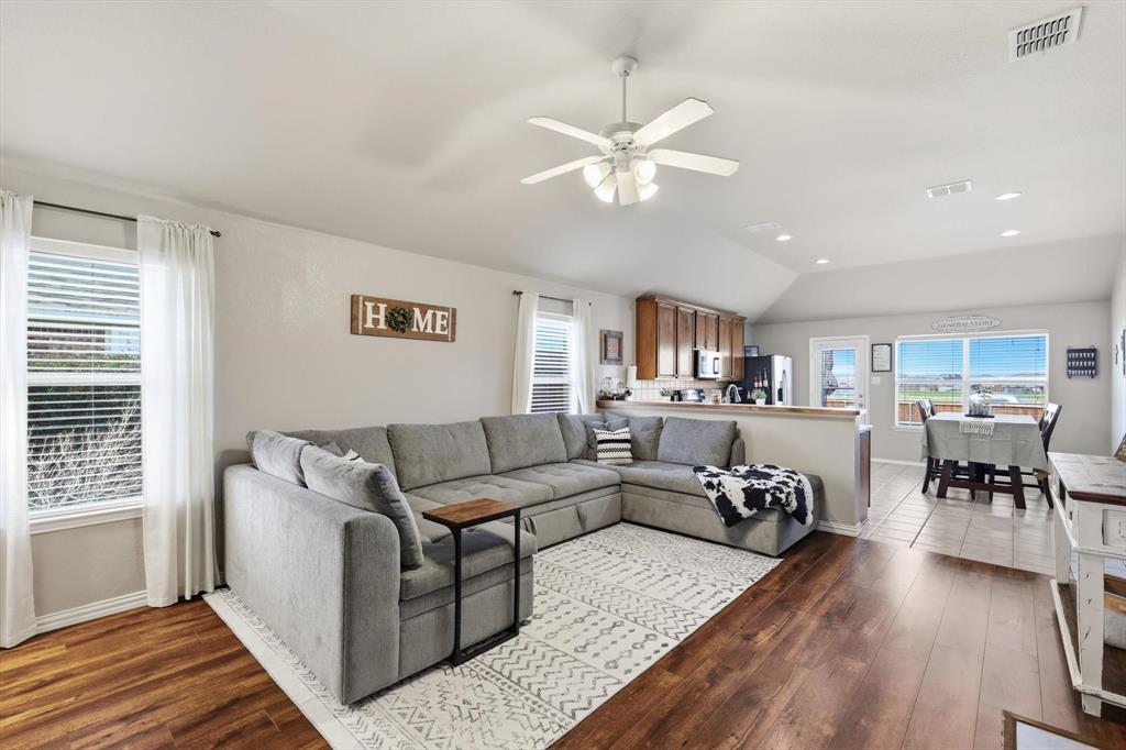 Sendera Ranch - Residential