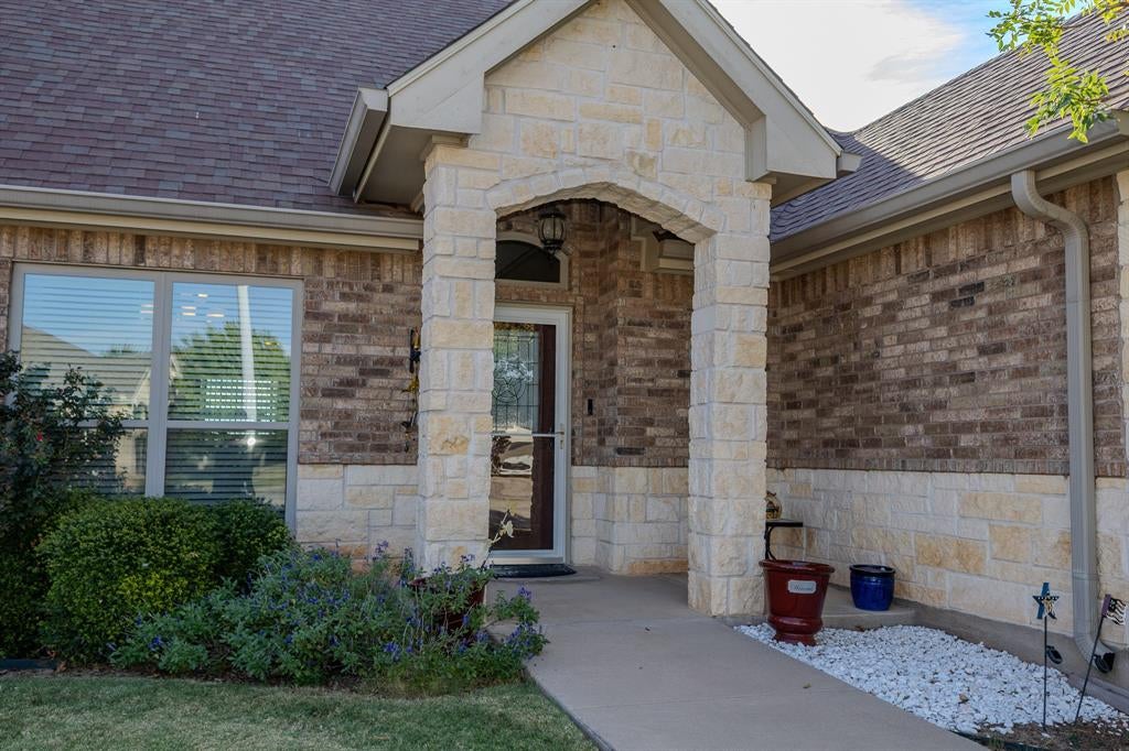 2301 Ians Court