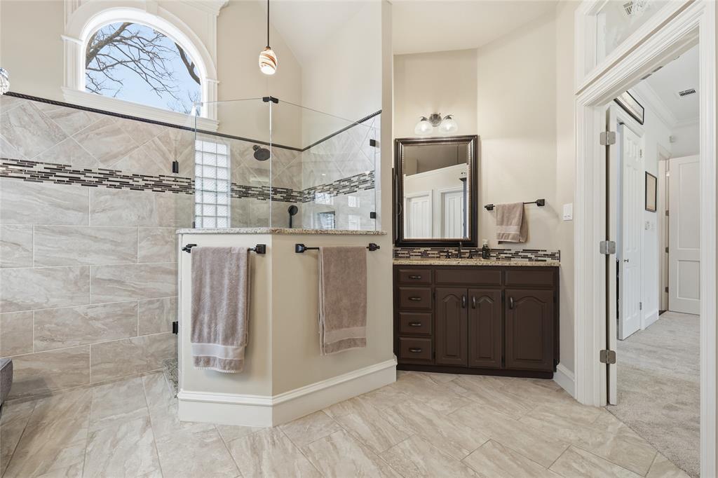 Shadow Wood Estates - Residential