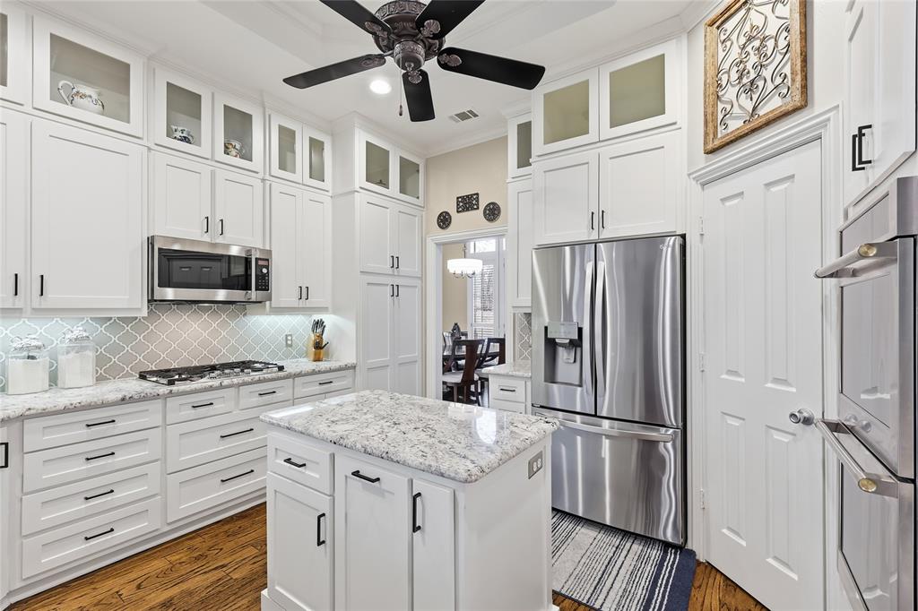 Shadow Wood Estates - Residential