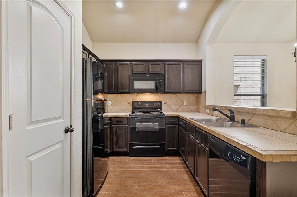 Grand Heritage - West C - Residential Lease