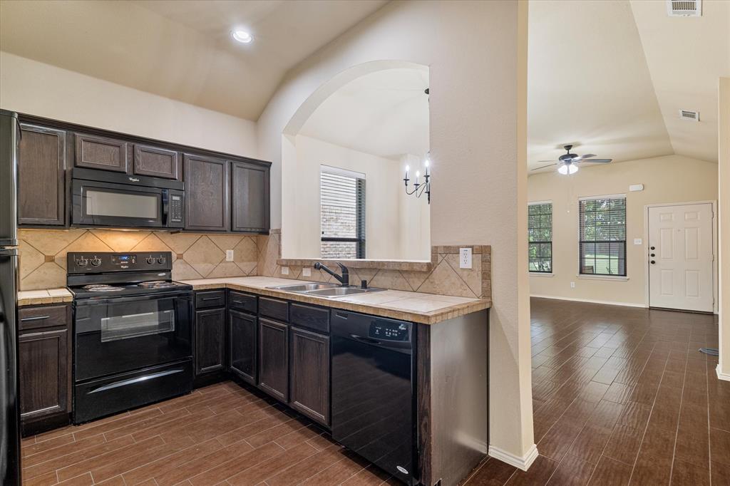 Grand Heritage - West C - Residential Lease