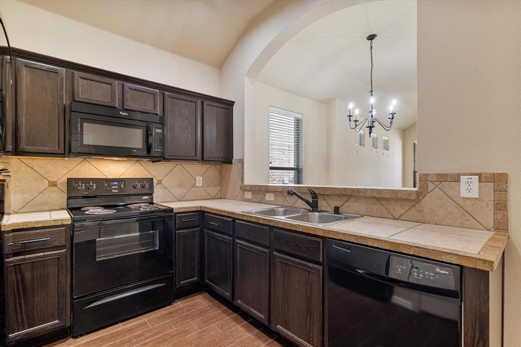 Grand Heritage - West C - Residential Lease