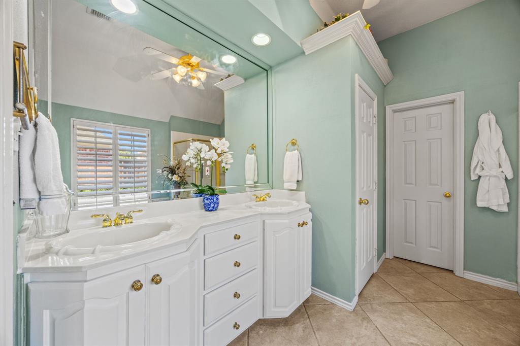 Villas Of Beacon Hill Stonecreek Village - Residential