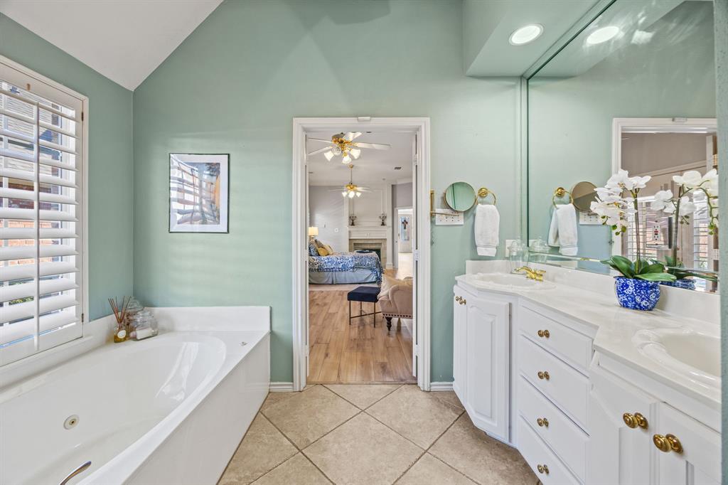 Villas Of Beacon Hill Stonecreek Village - Residential