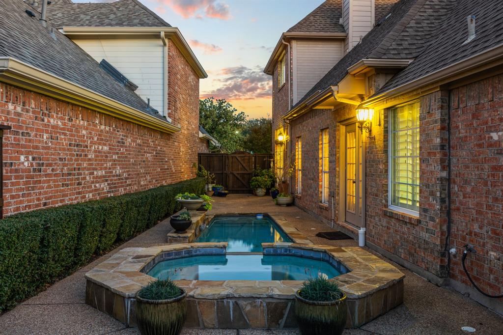 Villas Of Beacon Hill Stonecreek Village - Residential