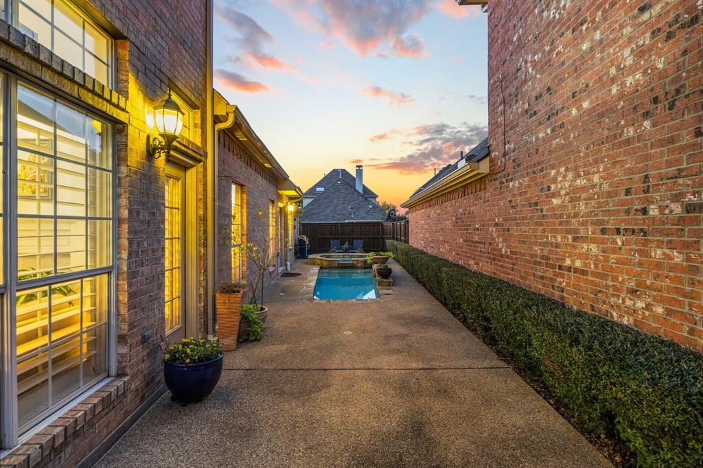 Villas Of Beacon Hill Stonecreek Village - Residential