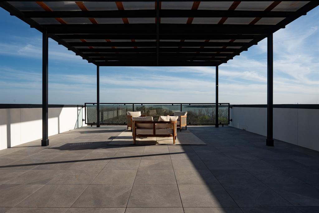 1230 Oak View Court