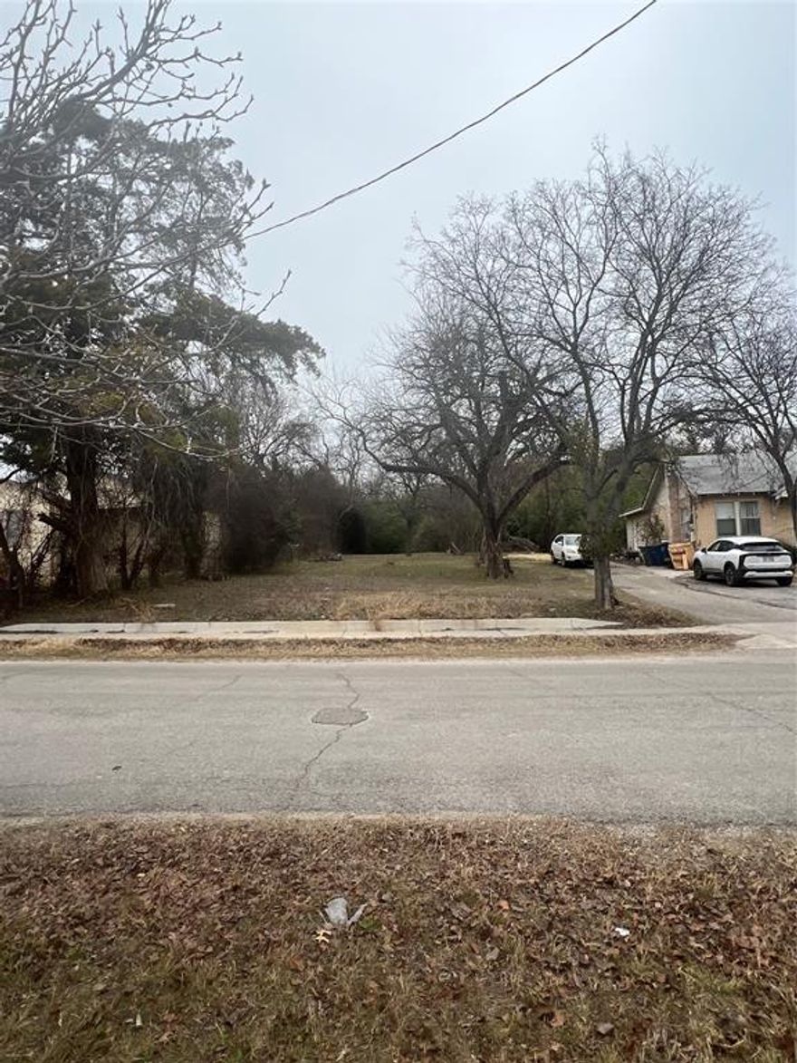 Prime development opportunity in North Oak Cliff. Large 0.49 acre lot with an existing home currently occupied by the owner. The property is being marketed for land value and presents an excellent opportunity for builders, investors, or developers looking to redevelop or potentially subdivide the lot and build multiple homes. The existing structure was originally built in 1936 and will most likely be considered a teardown upon purchase depending on the buyer’s plans. Surrounded by ongoing redevelopment and new construction in the area, this nearly half acre lot offers strong potential for future development. Buyer to verify zoning, lot split potential, and development options with the City of Dallas. Property being sold as is.