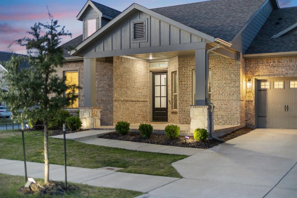 8808 Royal Star Road