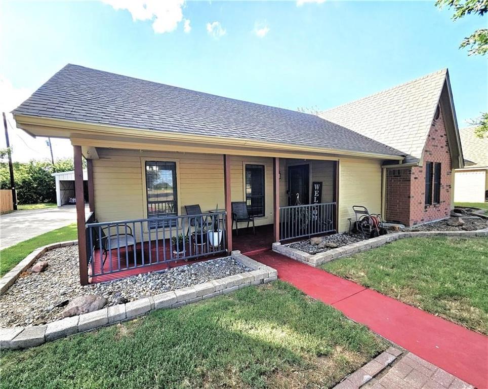 804 Crestline Drive