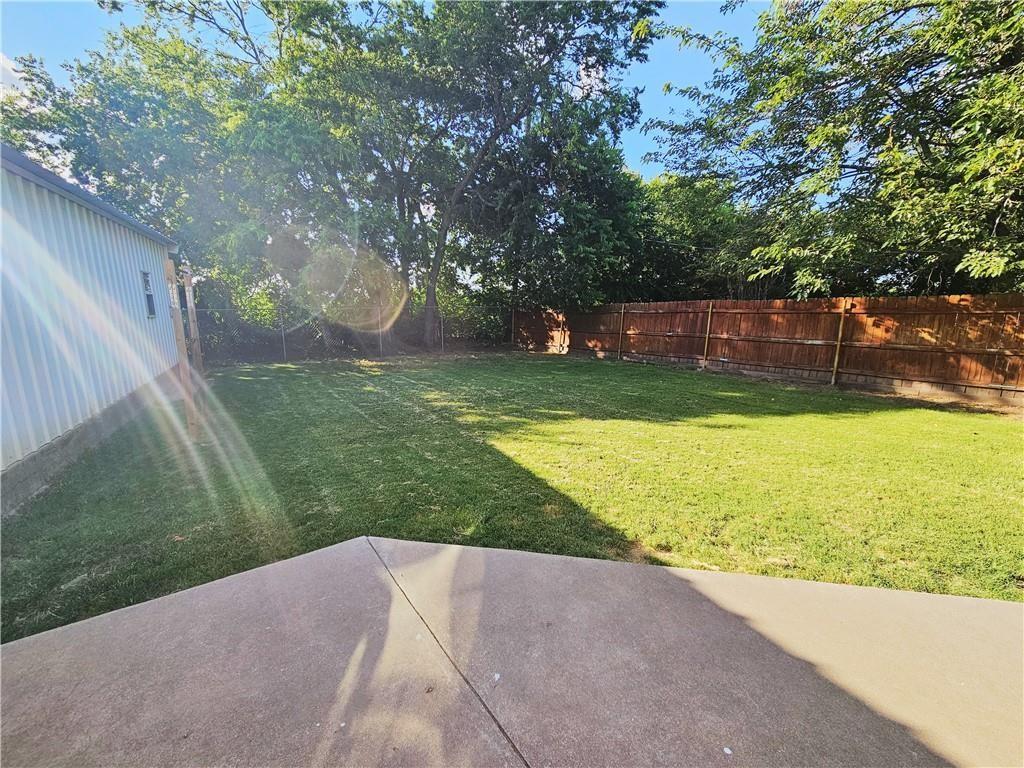 804 Crestline Drive